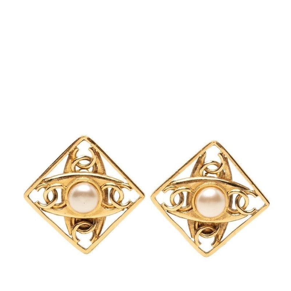 Chanel CC Logo Vintage Earrings Gold Faux Pearl Plated GP